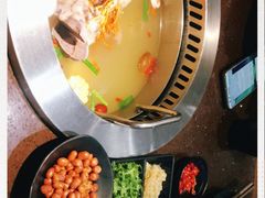 -阿二骨煲(新天地店)