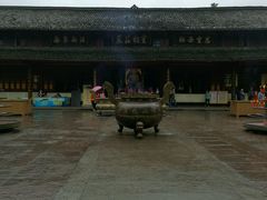 -峨眉山报国寺