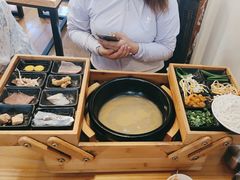 -勺子米线·云南传统小吃市集(四方街店)