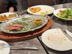 -LESCEDARS Brasserie Bistro香柏树