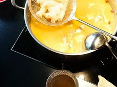 -鲜入唯煮·港式海鲜牛肉火锅(金宝街店)