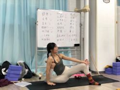 -亚太瑜伽普拉提学院