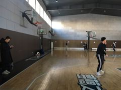 -梦想之巅·青少年篮球·羽毛球·培训中心(西站店)