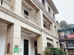 -月圆霖特色农家乐