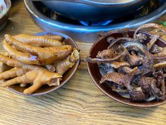 -周幺妹重庆老火锅(银泰城总店)