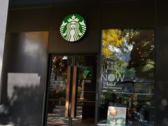 -星巴克(杭州湖滨银泰E区店)