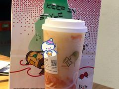 -喜茶(北京华贸购物中心店)
