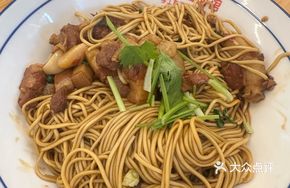 Braised Pork Dry Noodles
