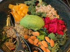 牛油果沙拉-小大董·烤鸭(凤凰汇店)