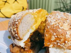 -Catch Bagel(芳草地店)