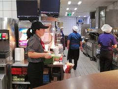 -麦当劳(燕顺路店)