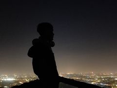 -鬼笑石后山停车场