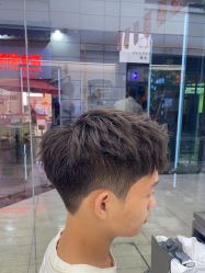 -乾健·烫染·接发SALON