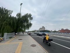 -百荣世贸商城