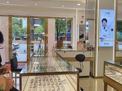 -精益眼镜(广埠屯店)