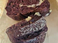 桑葚果仁乳酪面包-红跑车HPCBAKERY(汉商店)