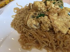 -喝丢一只鞋辣炒海鲜小烧烤(三八广场店)