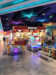 -LuckyStar幸运星家庭娱乐中心(东莞国贸店)
