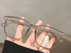 -爱视眸Eyeblling眼镜·依视路·蔡司镜片折扣店(百联南方商城购物中心)