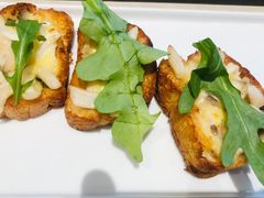 -必胜客(证大大拇指店)