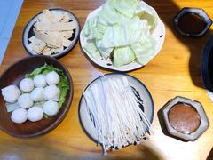 -大牛湾·眷村牛肉面(蠡溪店)