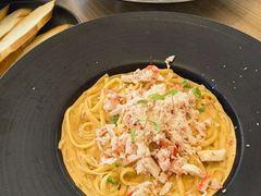 -杏荟旋转餐厅(广州爱群店)