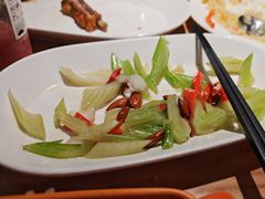 西芹百合巴旦木-谷丽麦馕新疆菜·清真(步步高梅溪新天地店)