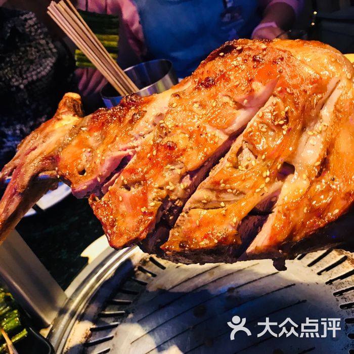 羊爸天下碳烤羊腿