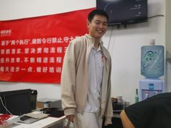 -巅峰减重高端减肥训练营(惠州店)