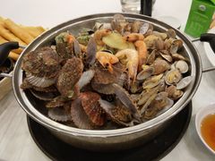 -老船夫婚宴婚庆会馆(延吉路店)