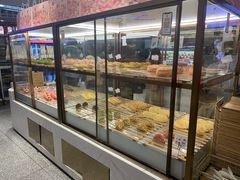 面包甜点陈列柜-奈雪的茶(湖滨银泰in77C区PRO店)