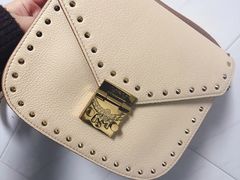 -MCM(比斯特上海购物村店)