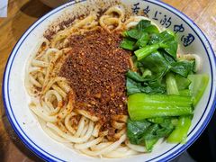 大油泼棍棍-老白家面馆(测绘东路总店)