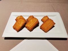 黄金脆带鱼-荣轩(新荣记环球金融中心店)