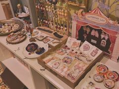 -恋物百货商店(华侨城店)