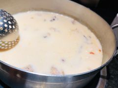 -煲宫猪肚鸡(昆山金鹰国际购物中心店)