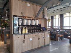 -湊湊火锅·茶憩(南京东路悦荟店)