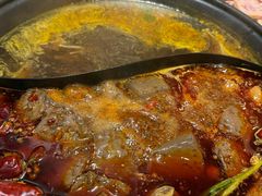 -旧街市鲜货老火锅(大光路店)