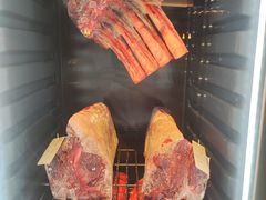 -MONICH牛排融合餐厅(和义大道购物中心店)