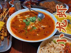 -茸梅路右拐龙虾-农家菜(松江店)