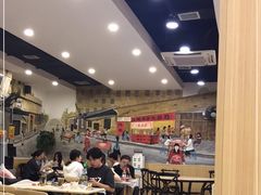 大堂-江城燕子大排档(江汉路步行街店)