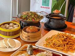 -莲餐厅·湖北菜·潜江小龙虾店(愚园路店)