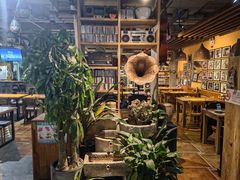 -蜗牛的家旅行主题云南菜餐厅.小酒馆(护国寺店)