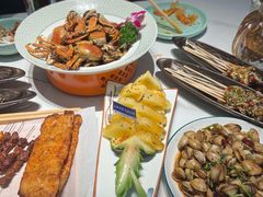 -嗨辣小聚·盘锦河蟹·海鲜烧烤龙虾(盘锦十年好店)