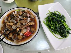 -鑫悦楼煎蟹·16年海鲜大排档