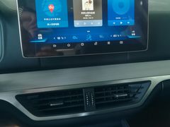 -比亚迪弘仁锐豪4S店-停车场