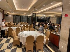 -品悦酒店(三林古镇店)