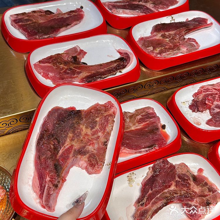 江汉路新开的！大学生聚餐必冲！