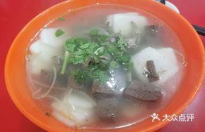 Duck Blood with Rice Noodles