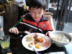 -上海漕河泾万丽酒店